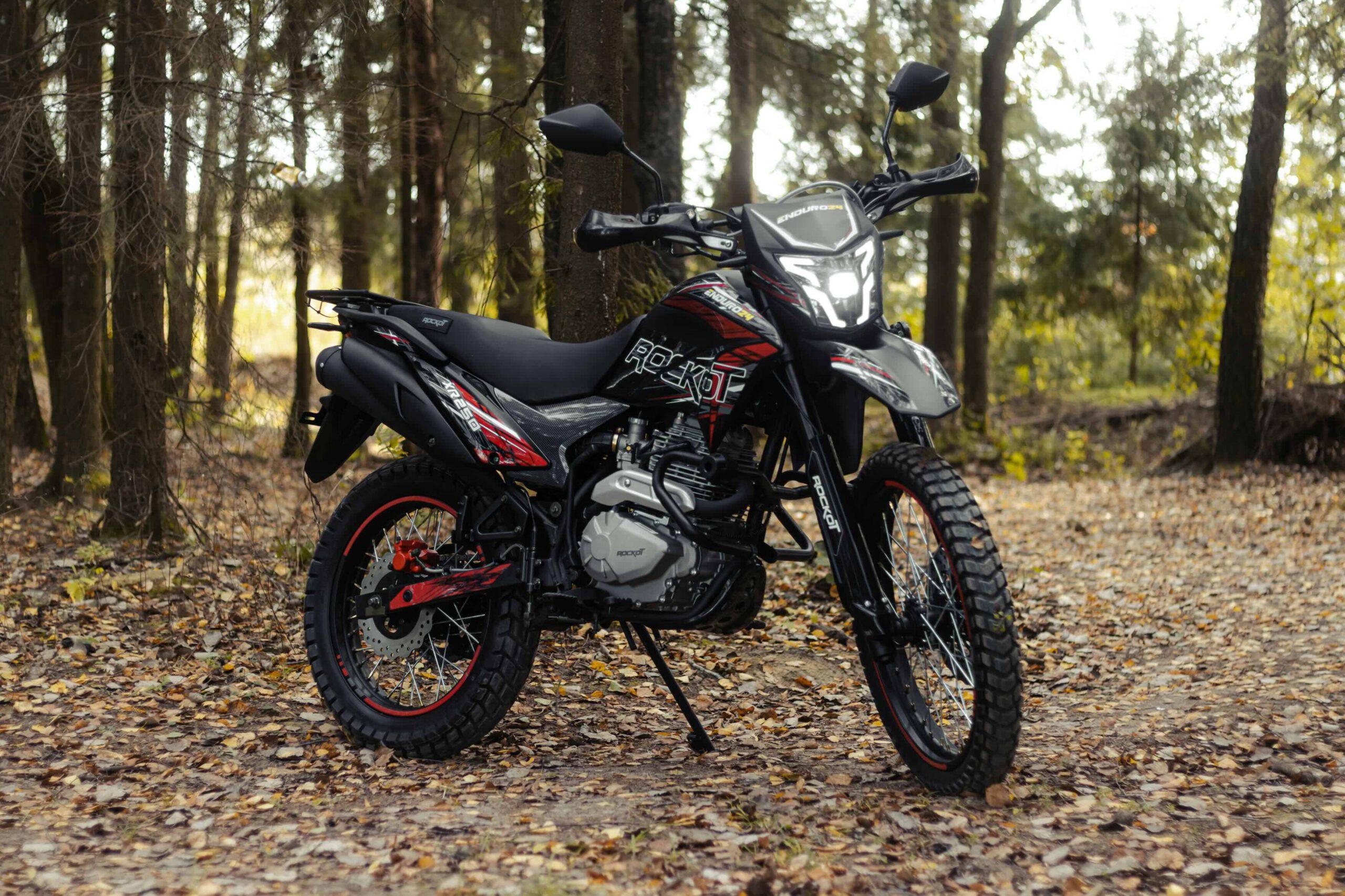 Rockot XR250 с ПТС, черный/красный
