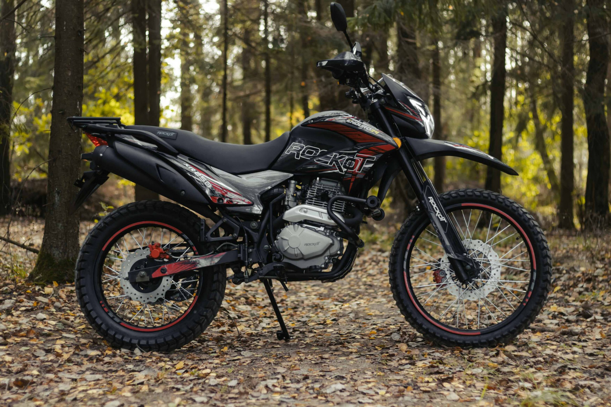 Rockot XR250 с ПТС, черный/красный
