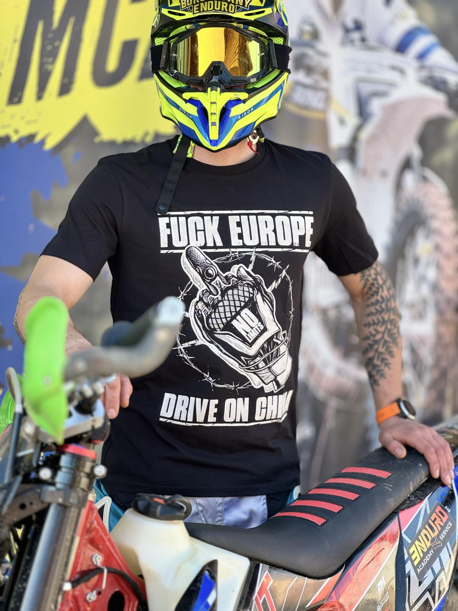 Футболка NO Limits